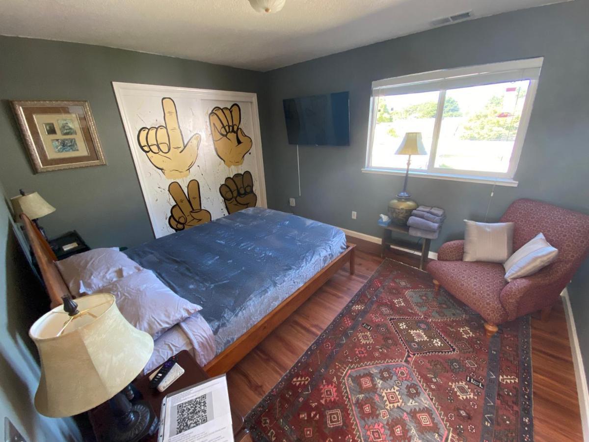 My Big Art Project Bed & Breakfast Santa Rosa Bagian luar foto